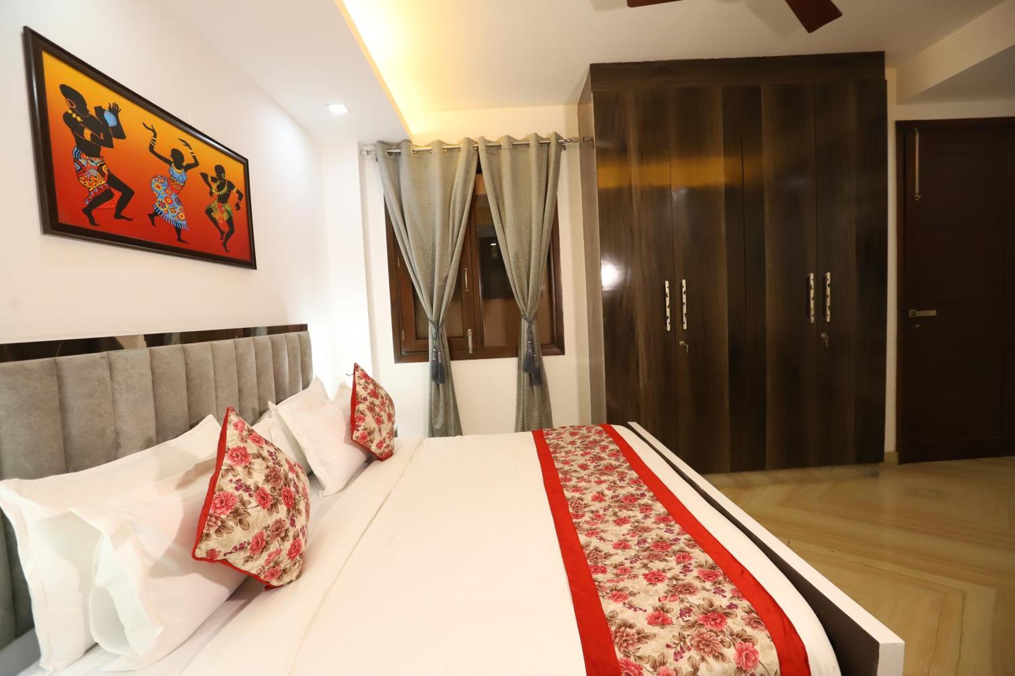 Crown Hotel Agra Near Taj Mahal 外观 照片