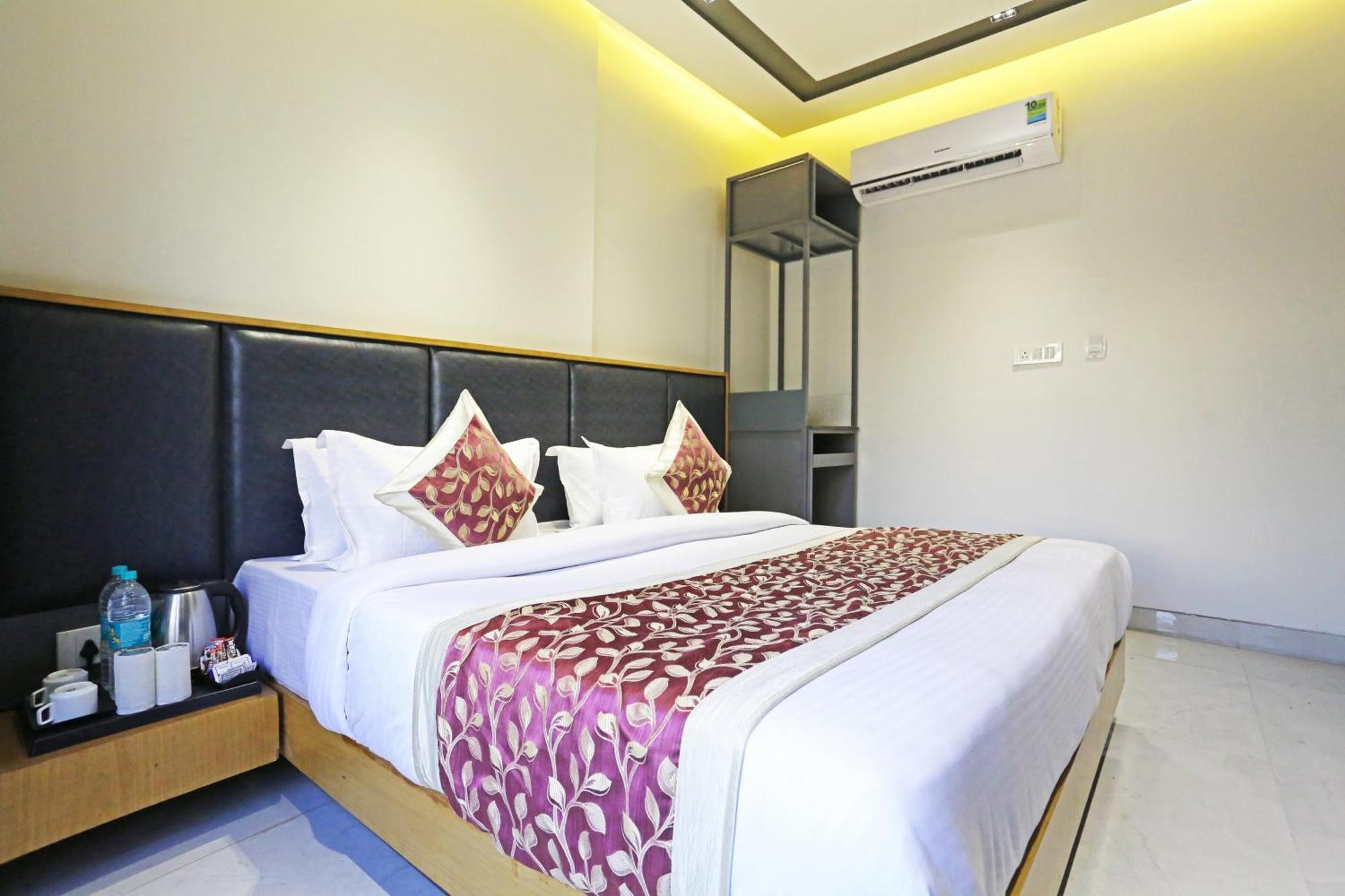 Crown Hotel Agra Near Taj Mahal 外观 照片