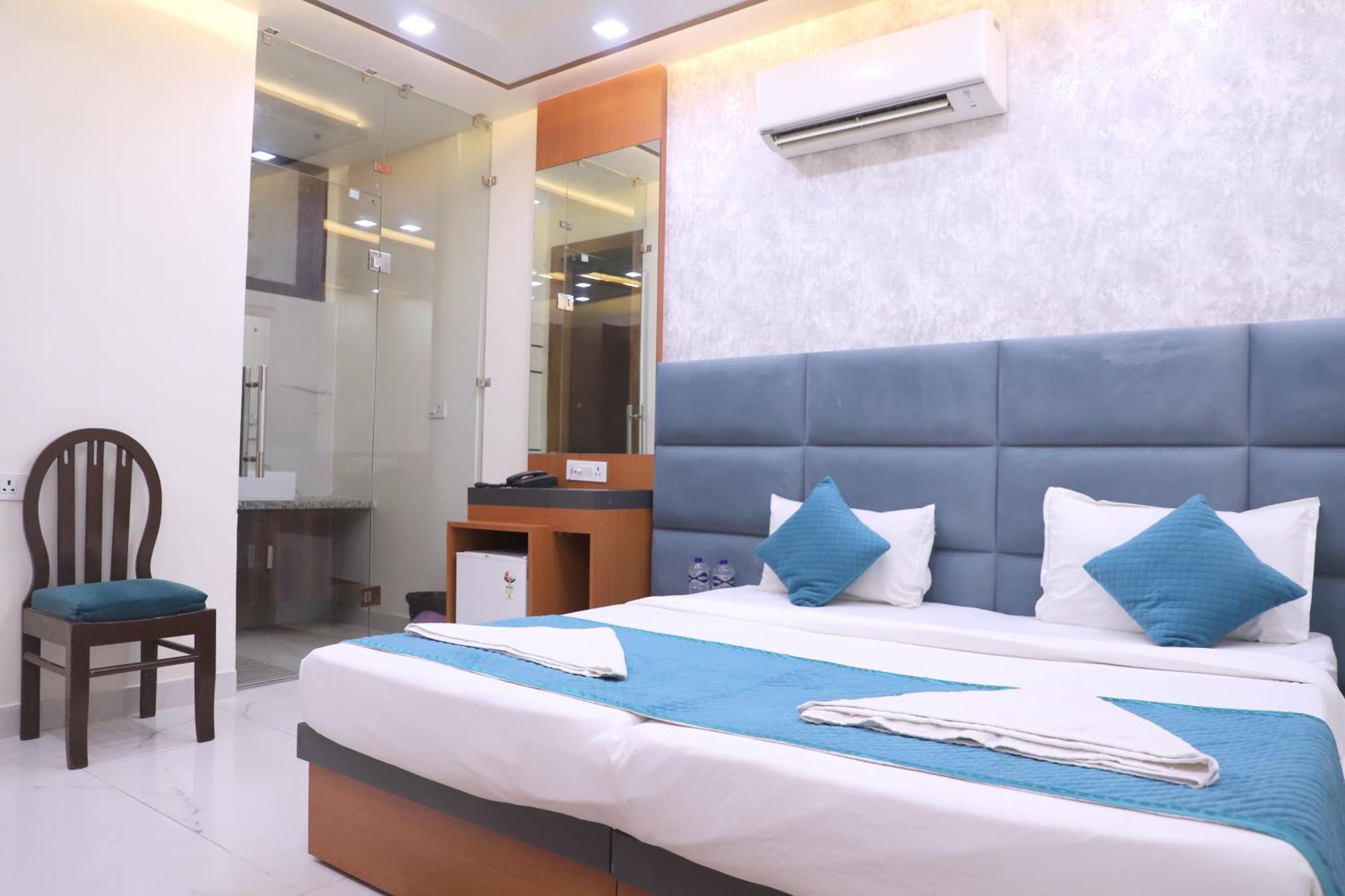 Crown Hotel Agra Near Taj Mahal 外观 照片