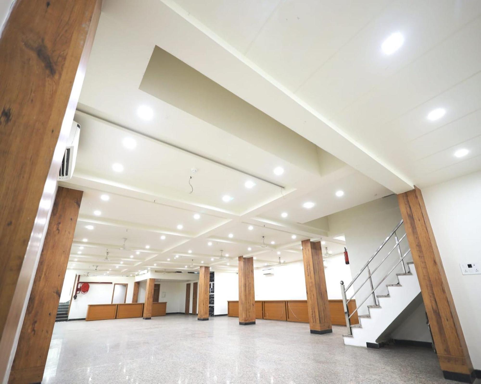 Crown Hotel Agra Near Taj Mahal 外观 照片