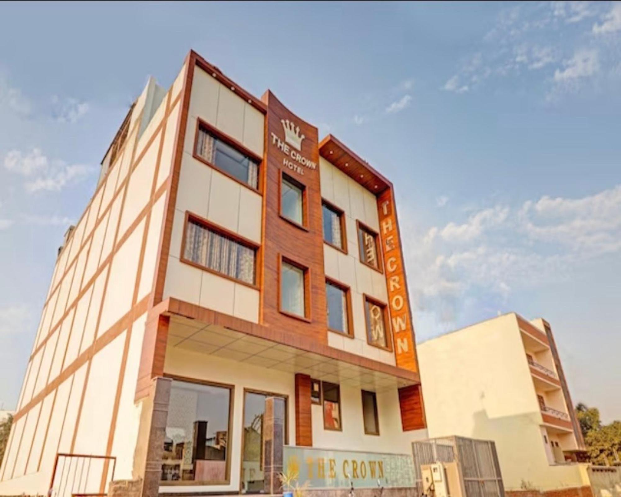 Crown Hotel Agra Near Taj Mahal 外观 照片